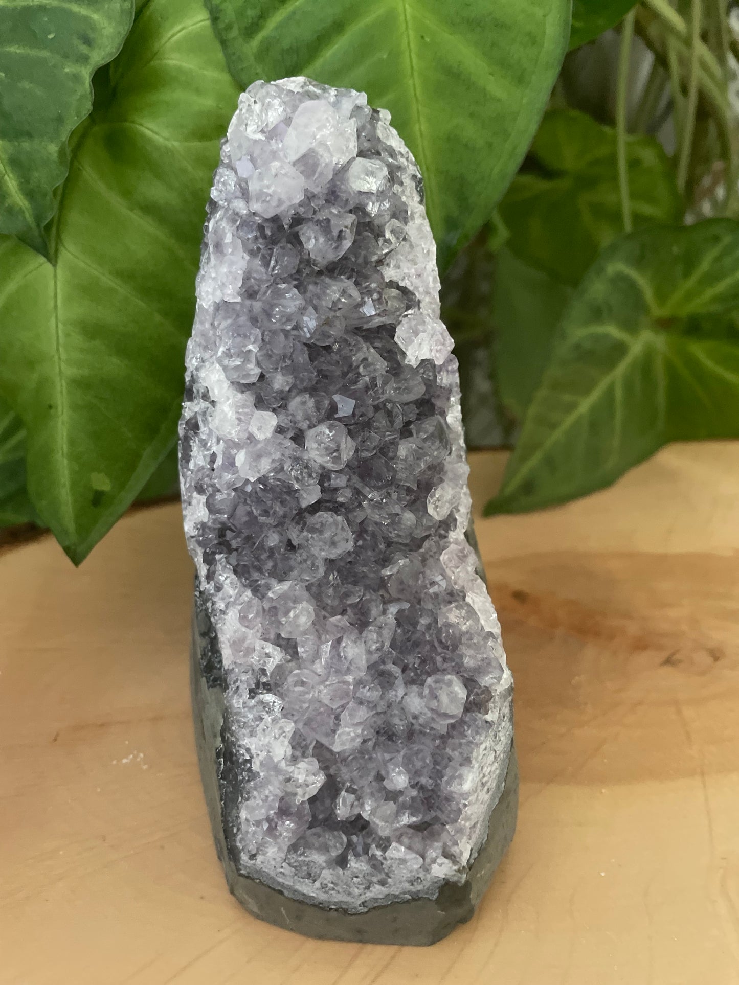 Amethyst Freeform - 956g - 13cm x 11cm x 6.5cm