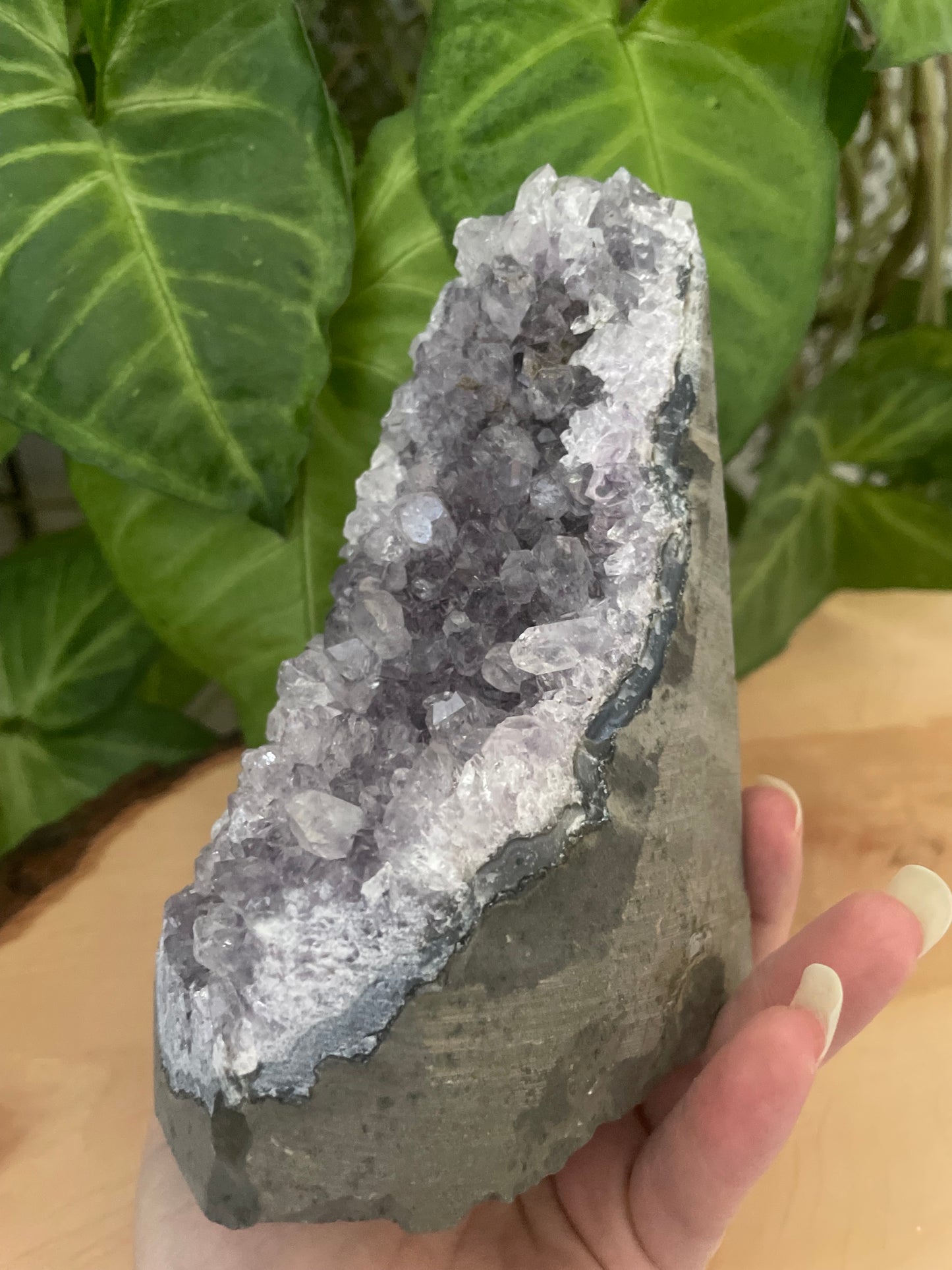 Amethyst Freeform - 956g - 13cm x 11cm x 6.5cm