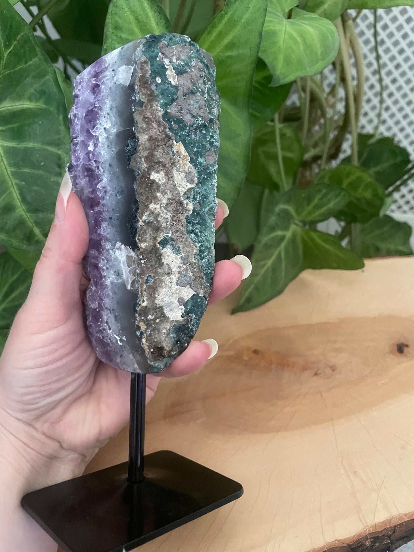 Brazilian Amethyst on Stand - H 19.8cm, W4.5cm - 640g