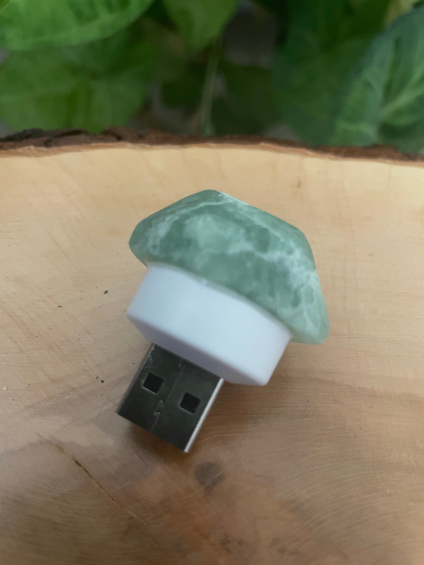 Green Fluorite usb light