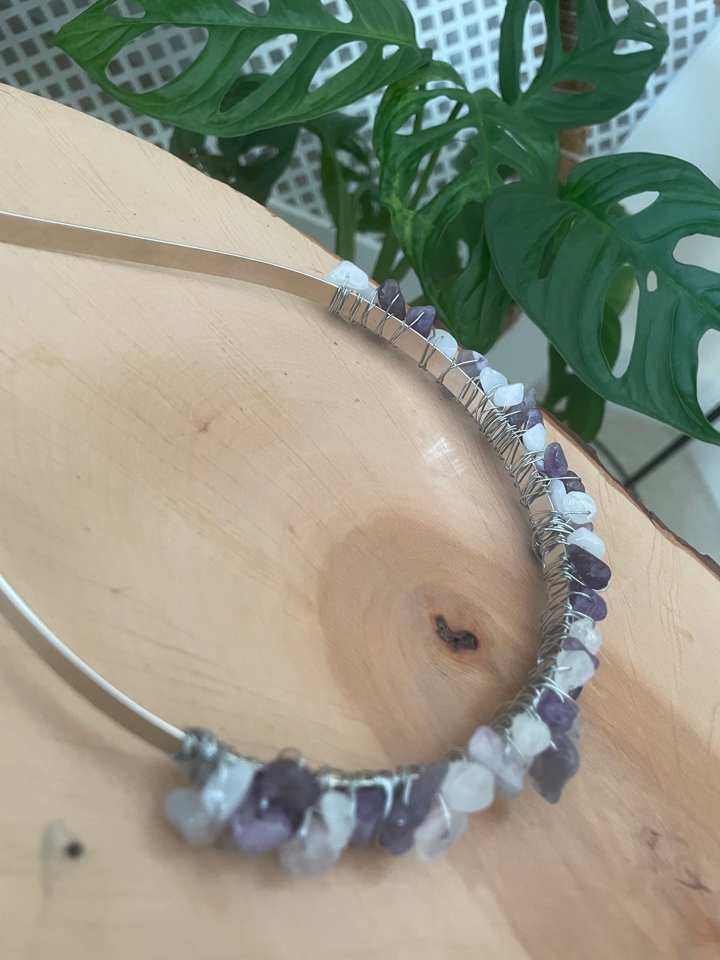 Amethyst and quartz chip headband