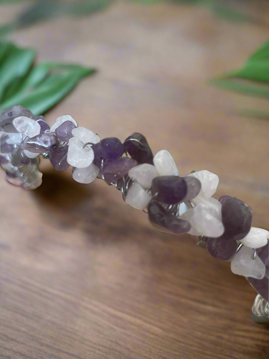 Amethyst and quartz chip headband